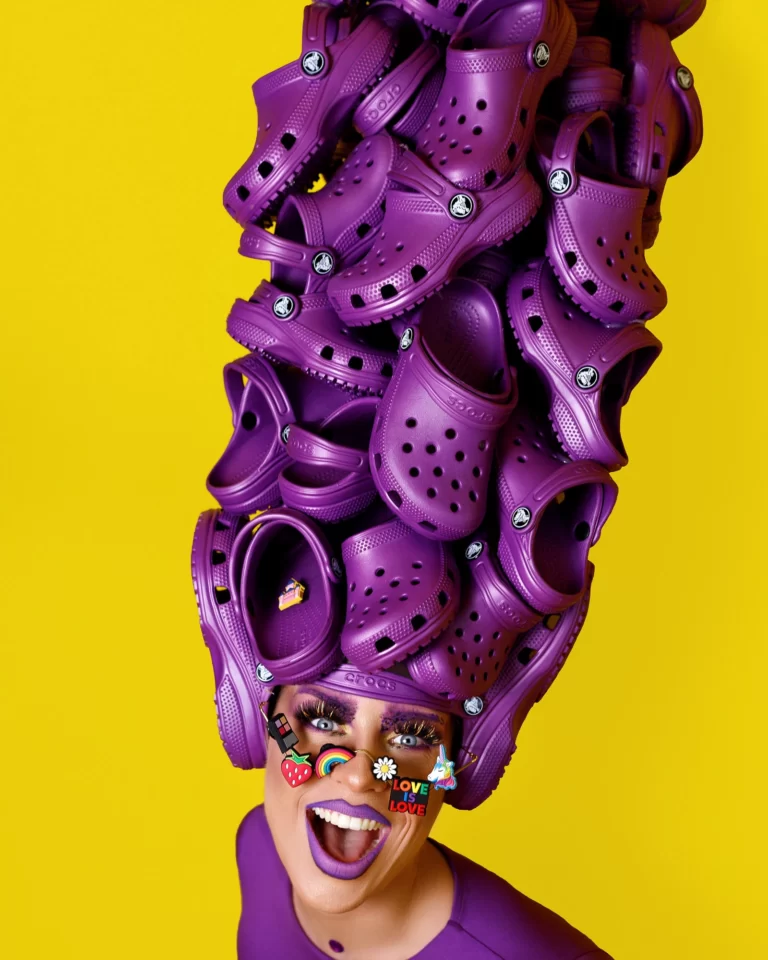 Reklaminė fotosesia Crocs su Monika Jazbutytė tiktokere